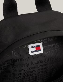 TOMMY MOCHILA DAILY DOME NEGRA