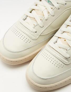 ZAPATILLA BEIGE REEBOK CLUB C 1985