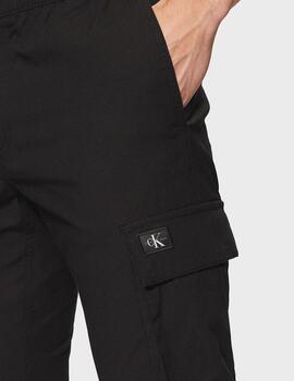 CALVIN KLEIN CARGO NEGRO SKINNY