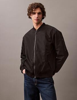 CALVIN KLEIN BOMBER NYLON NEGRA