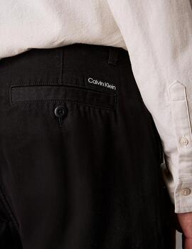 CALVIN KLEIN PANTALÓN CROPPED PLEAT NEGRA