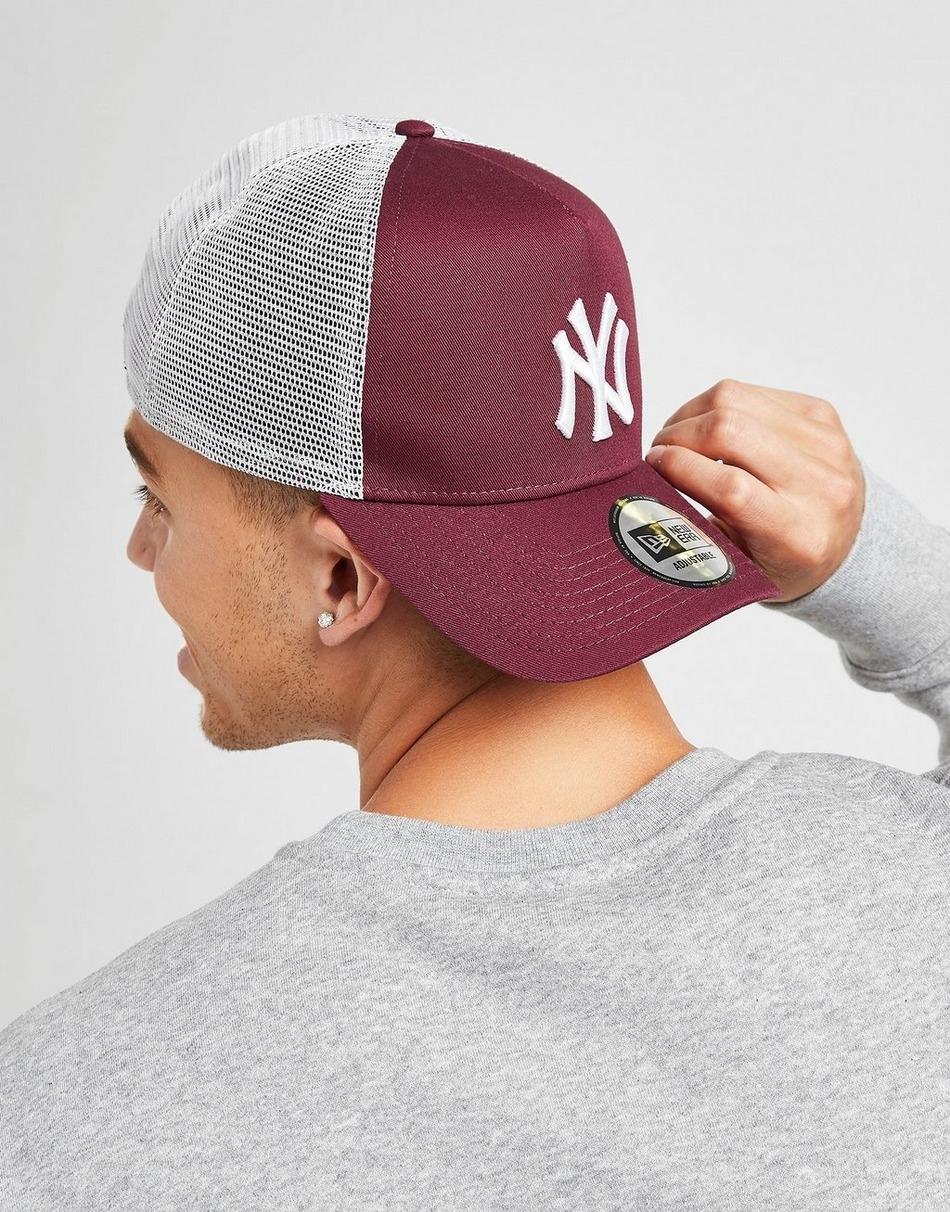 GORRA NEW ERA BURDEOS BLANCO LEAGUE ESSENTIAL 940