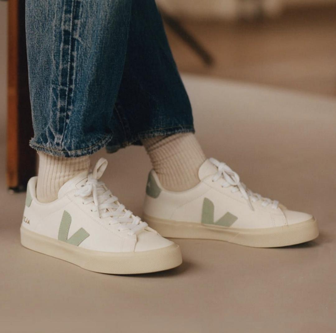 VEJA CAMPO CHROMEFREE MATCHA EXTRAWHITE LEATHER