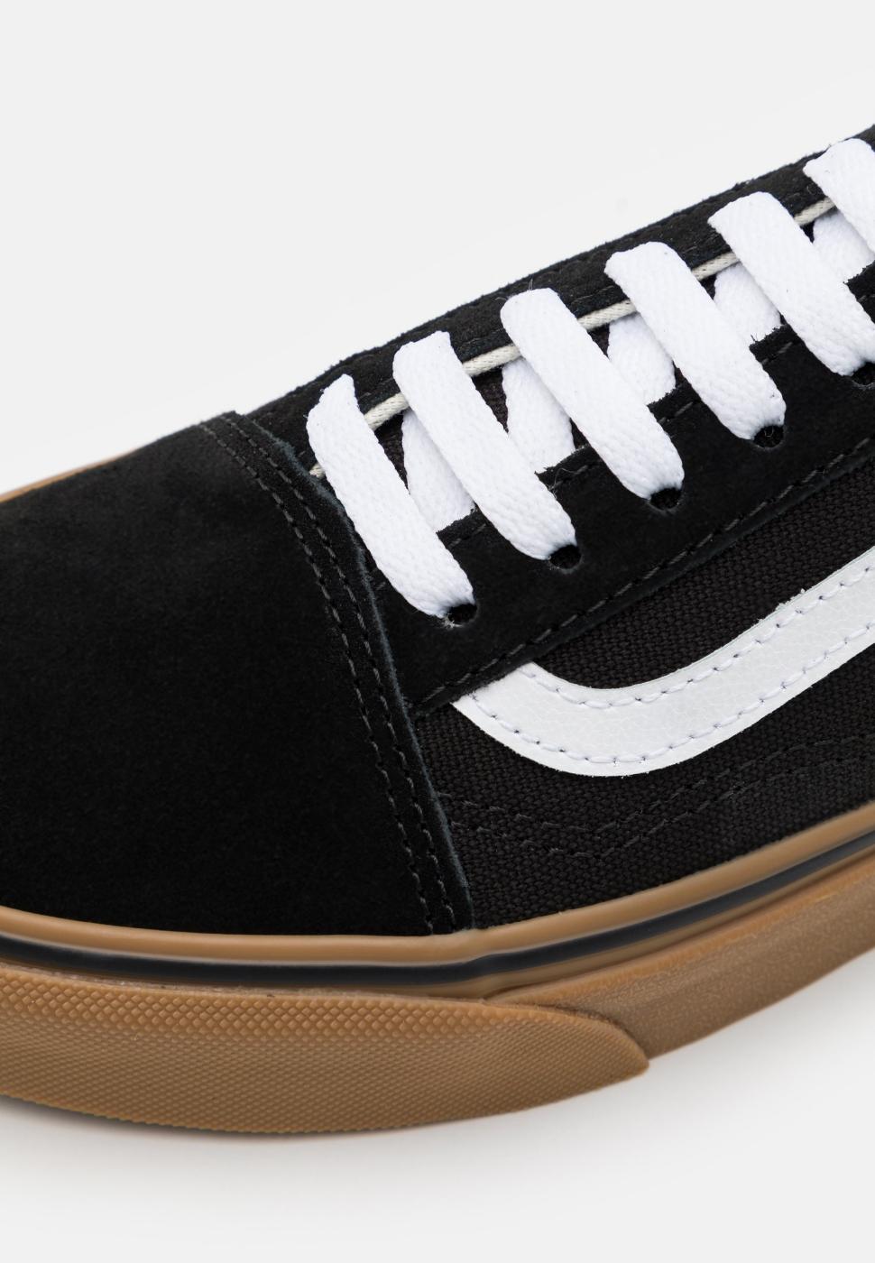 VANS ZAPATILLA OLD SKOOL GUMSOLE NEGRO