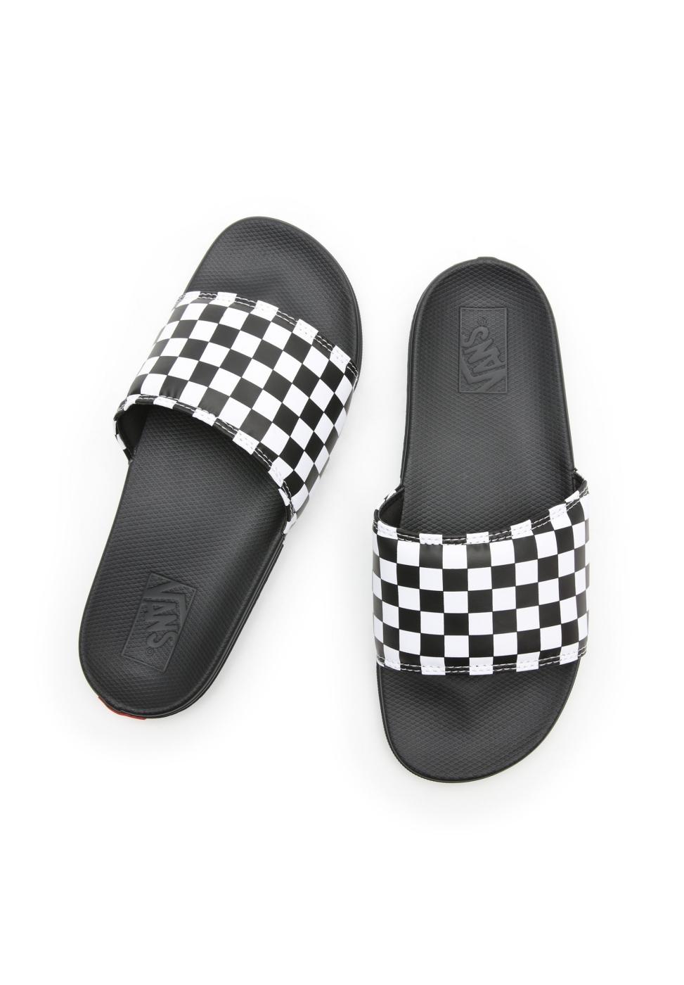 VANS PALAS NEGRAS LA COSTA SILDE ON CHECKBOARD