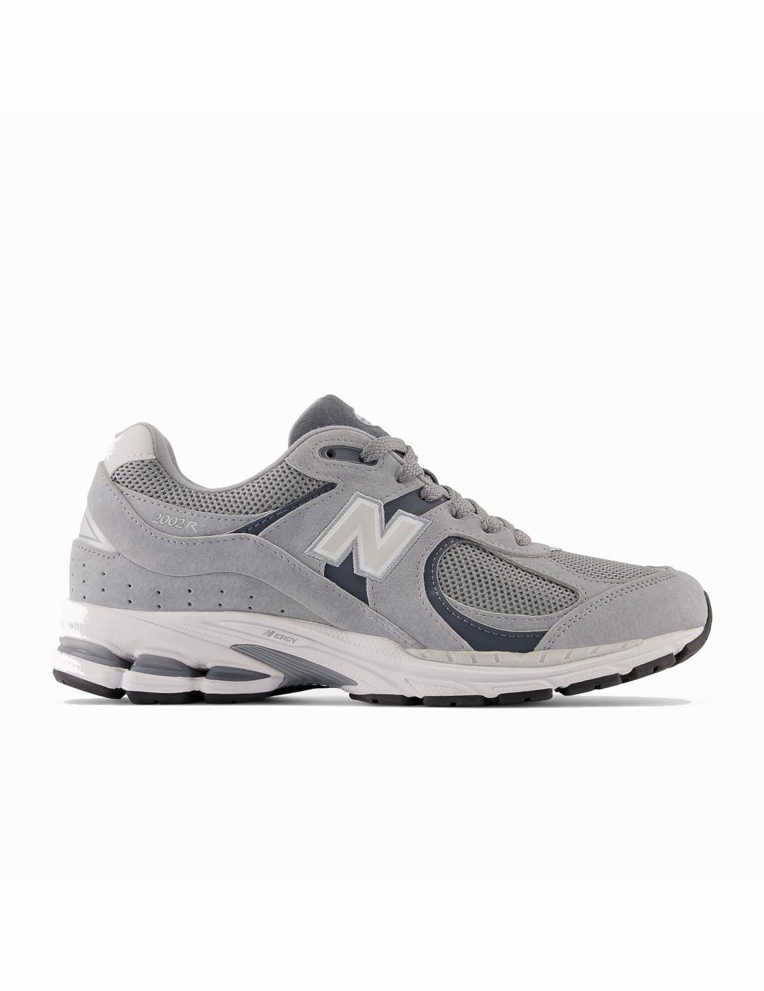ZAPATILLA NEW BALANCE 2002 GRIS