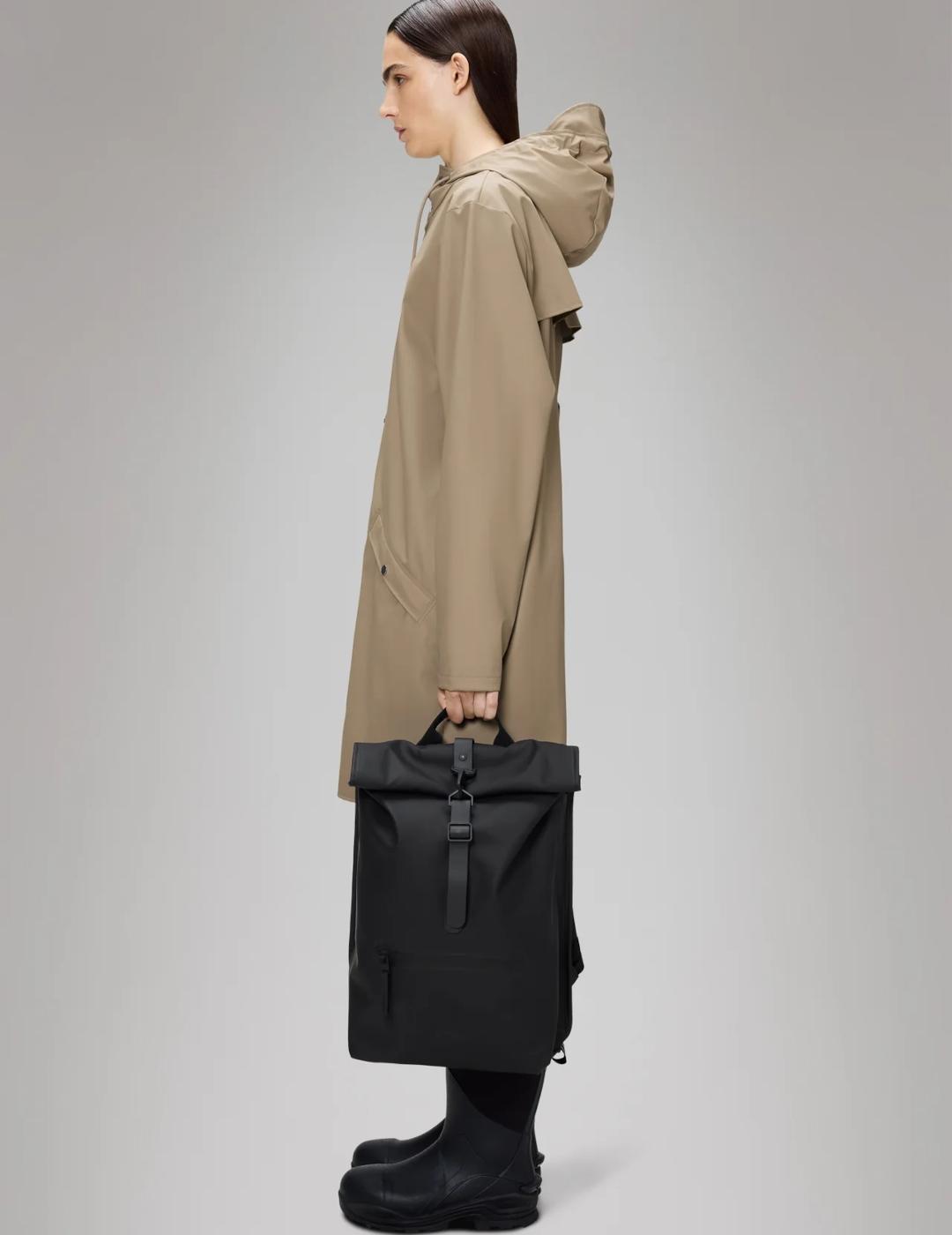 RAINS MOCHILA ROLLTOP BLACK