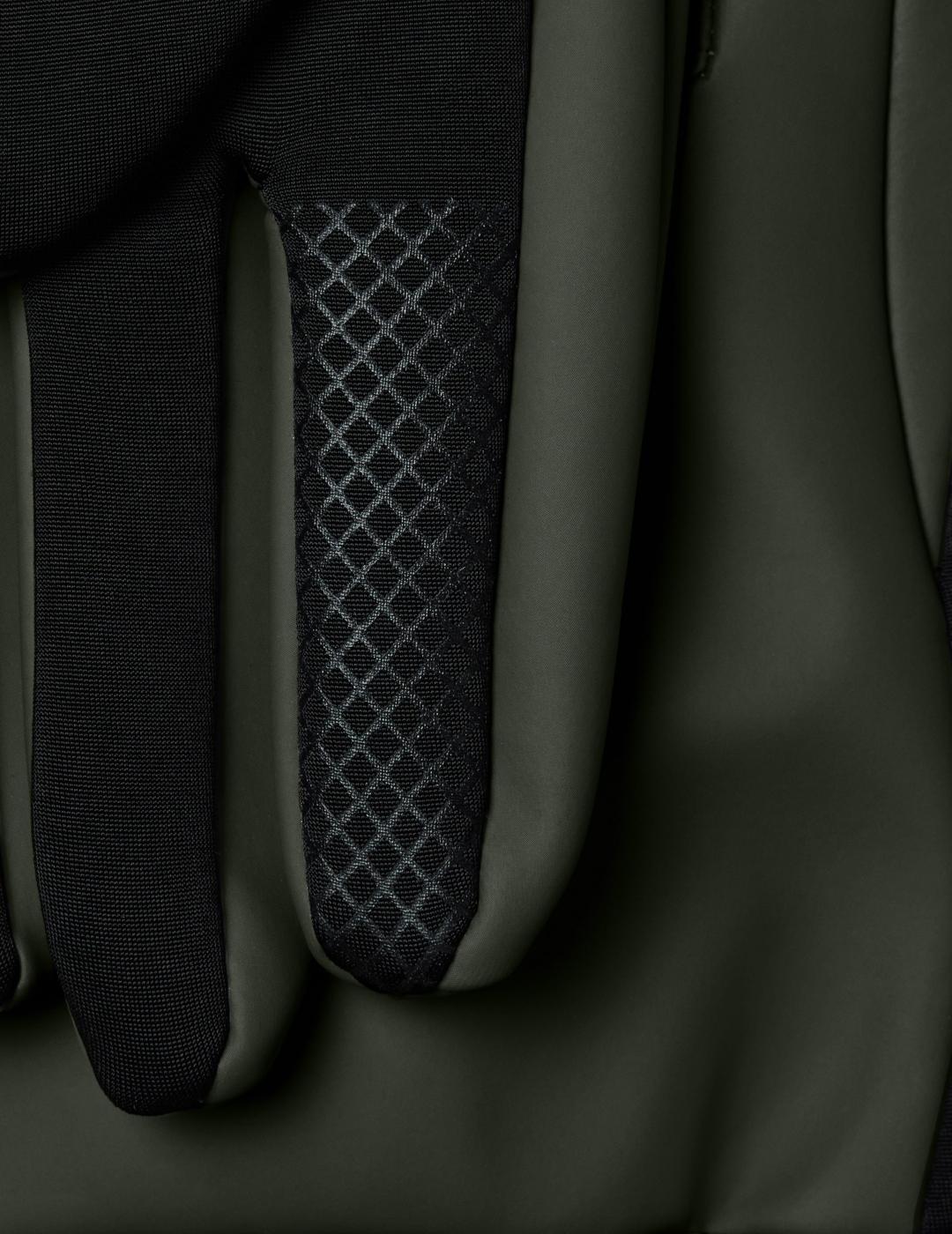 RAINS GUANTES VERDES