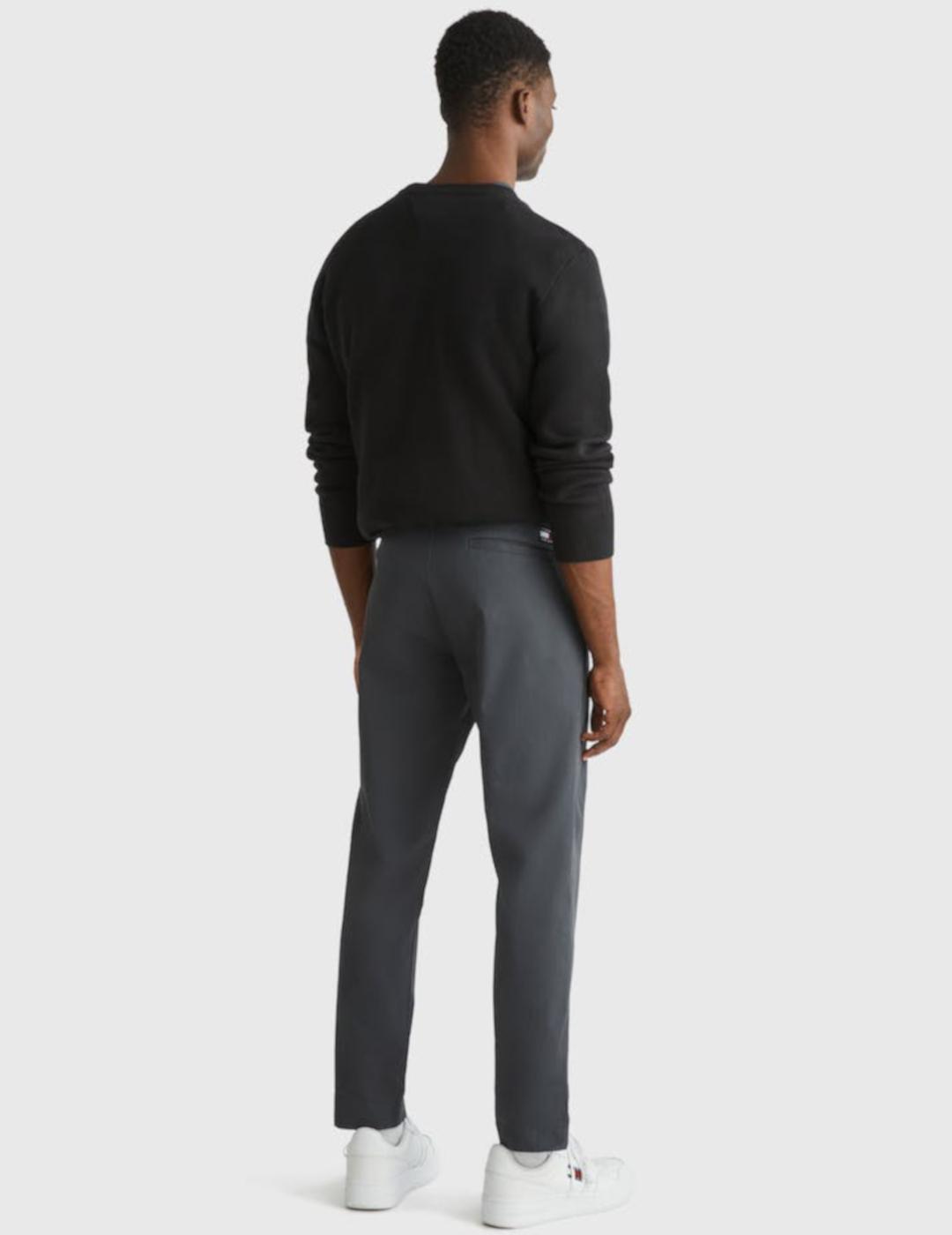 TOMMY CHINO DAD GRIS OSCURO