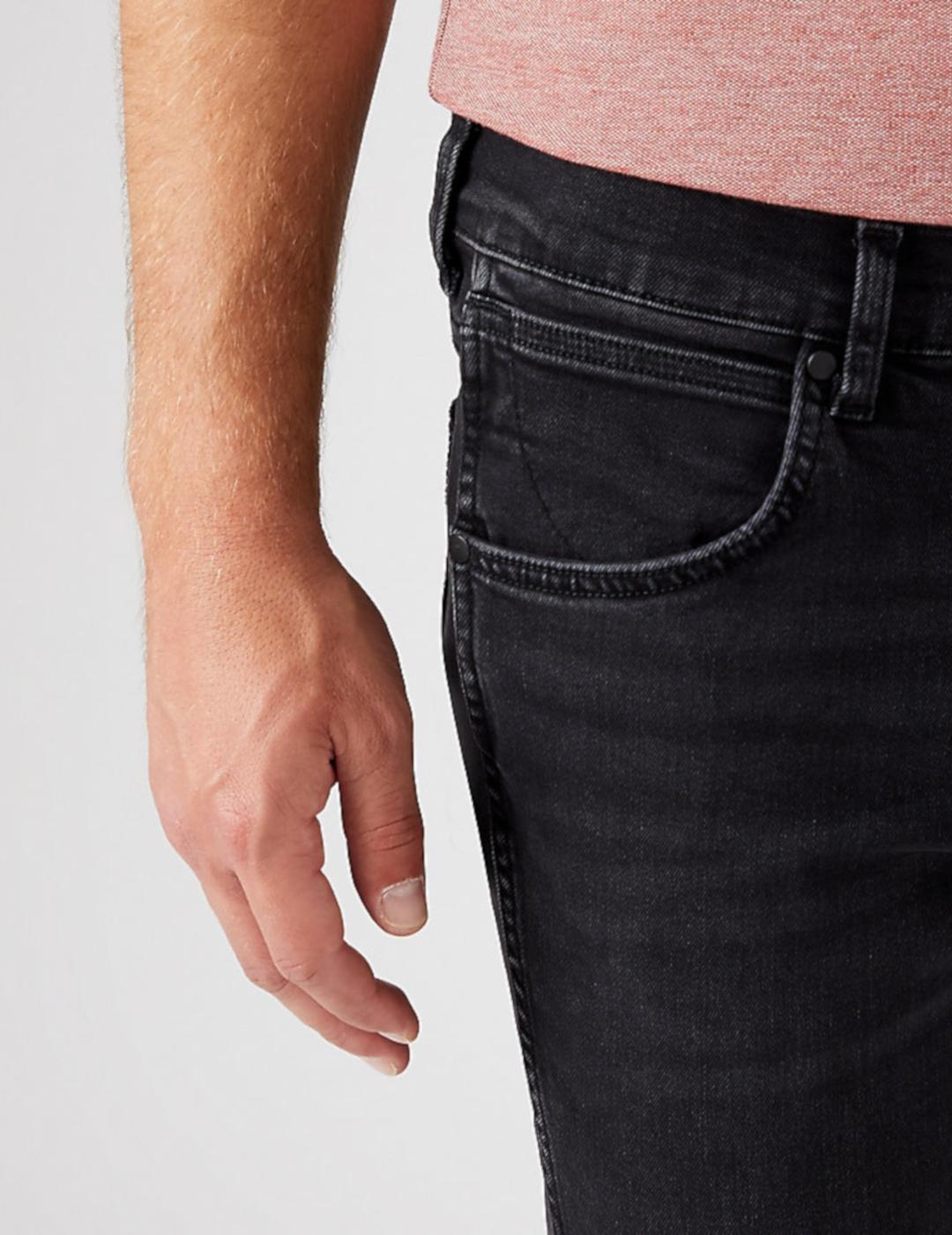 JEANS WRANGLER GREENSBORO BLACK CROWN