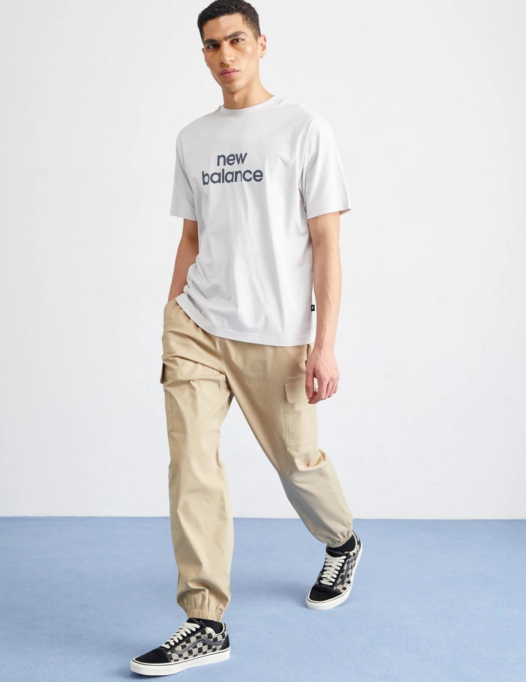 NEW BALANCE PANTALÓN TWILL CAMEL JOGGER CARGO