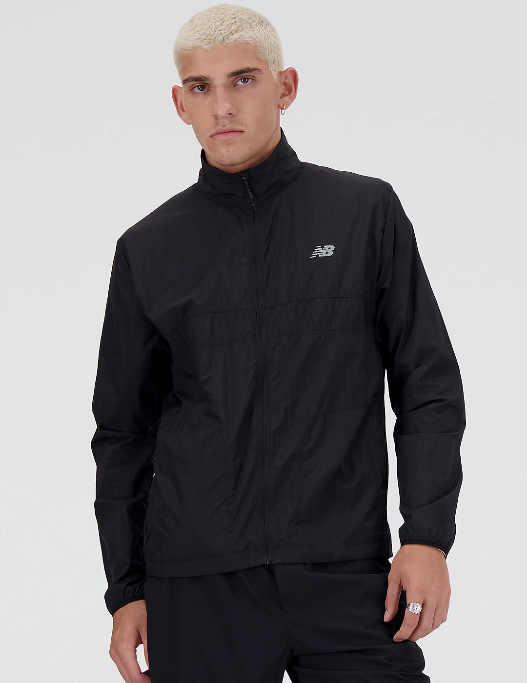 NEW BALANCE CHAQUETA ATHLETIC NEGRA