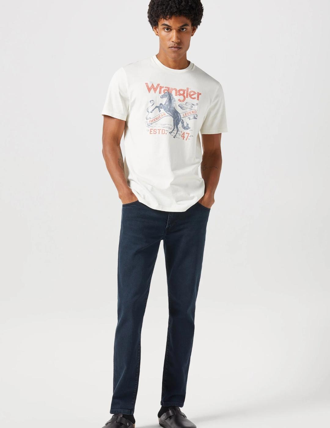 Pantalones vaqueros Wrangler para hombre en color azul marino. 