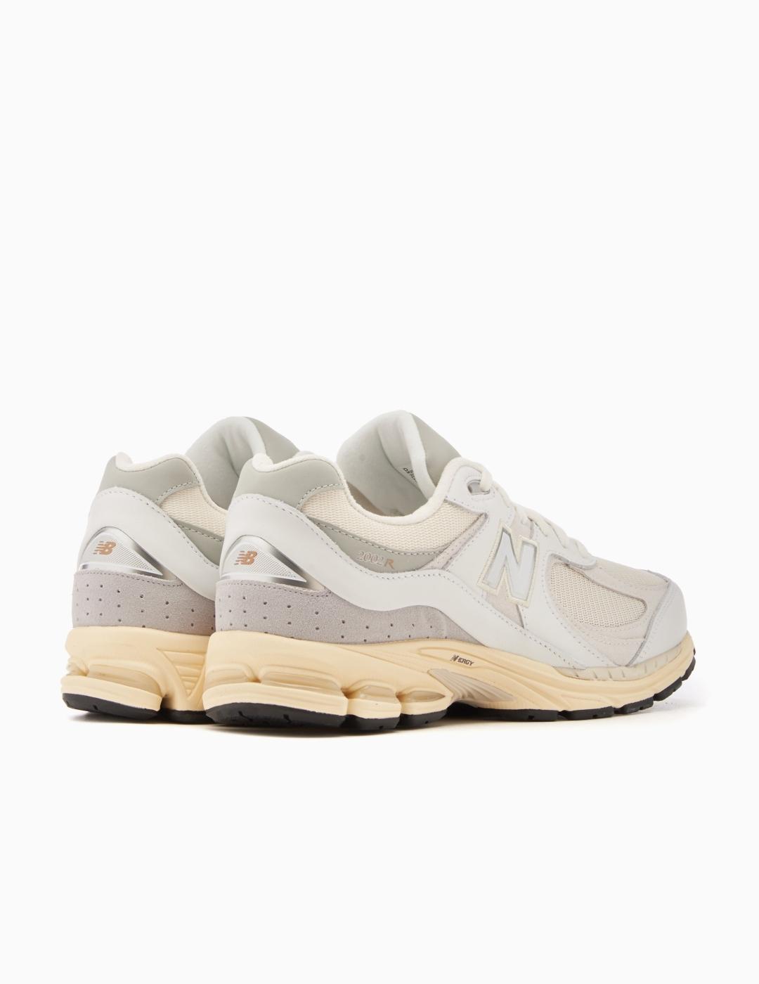 NEW BALANCE 2002 BLANCO GRIS