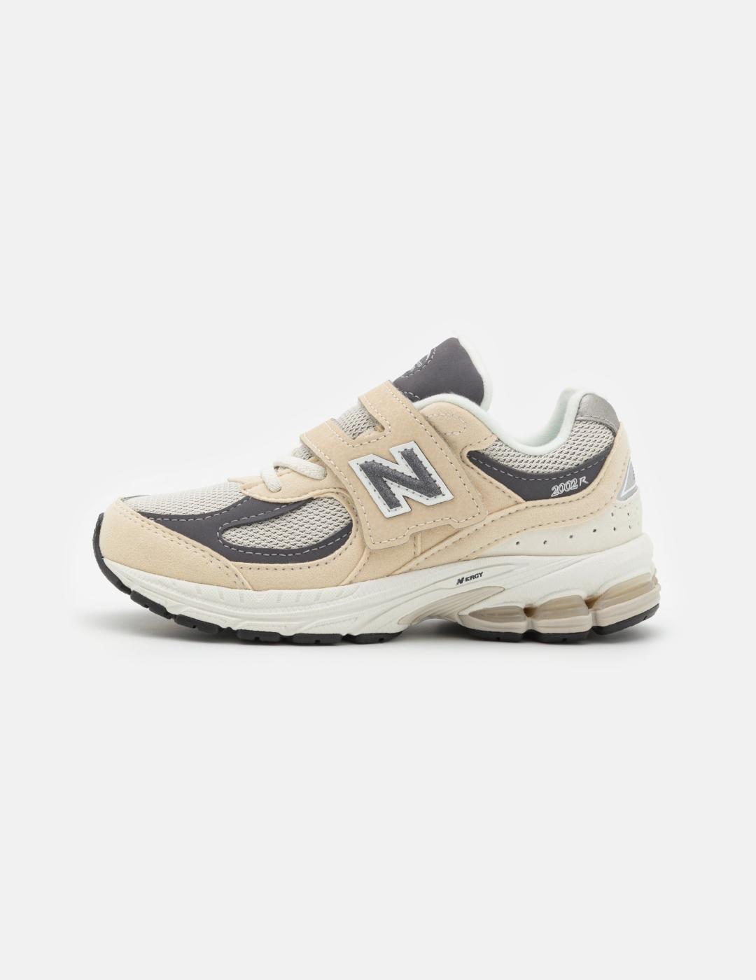 NEW BALANCE ZAPATILLA 2002 KIDS BEIGE