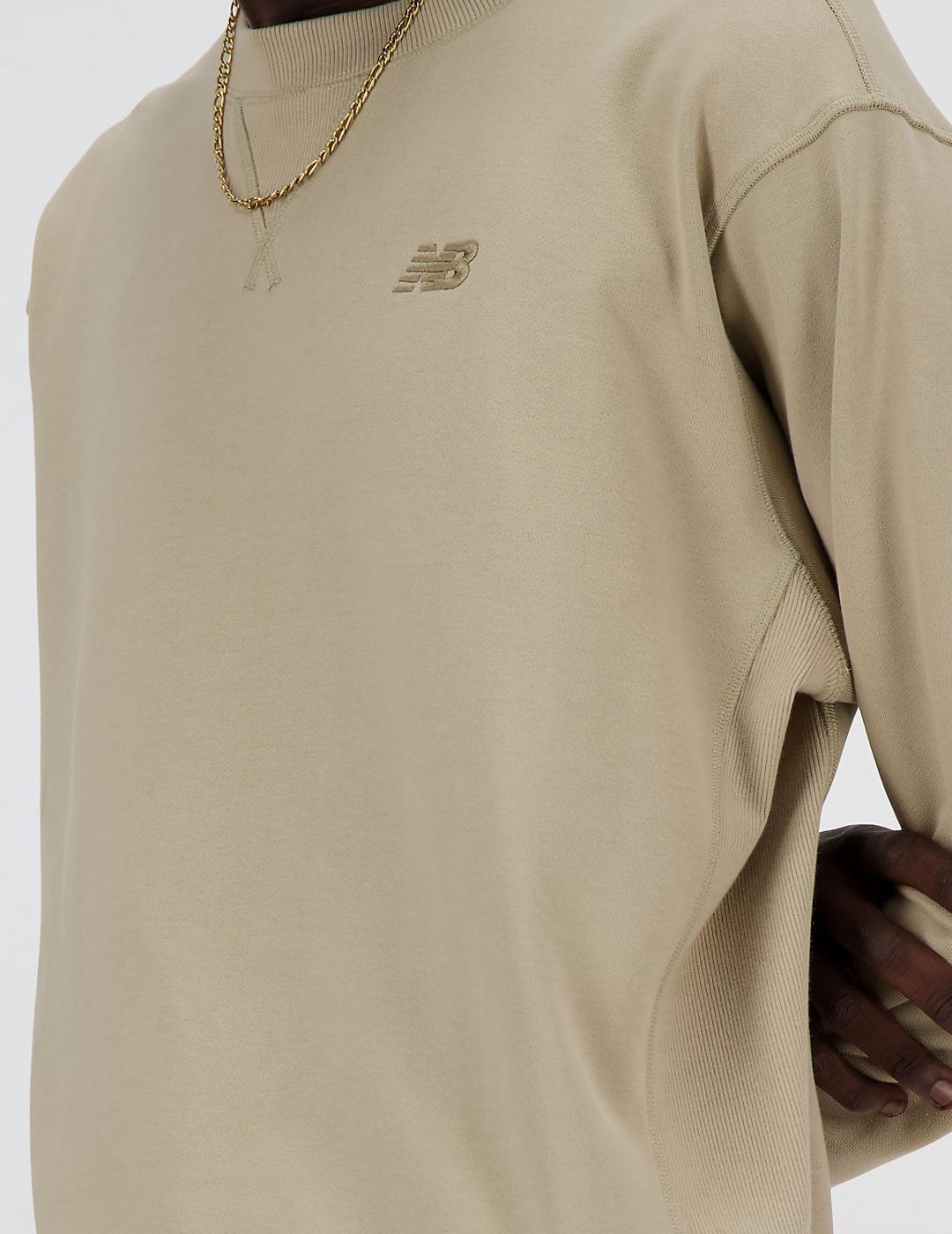 NEW BALANCE SUDADERA TERRY BEIGE