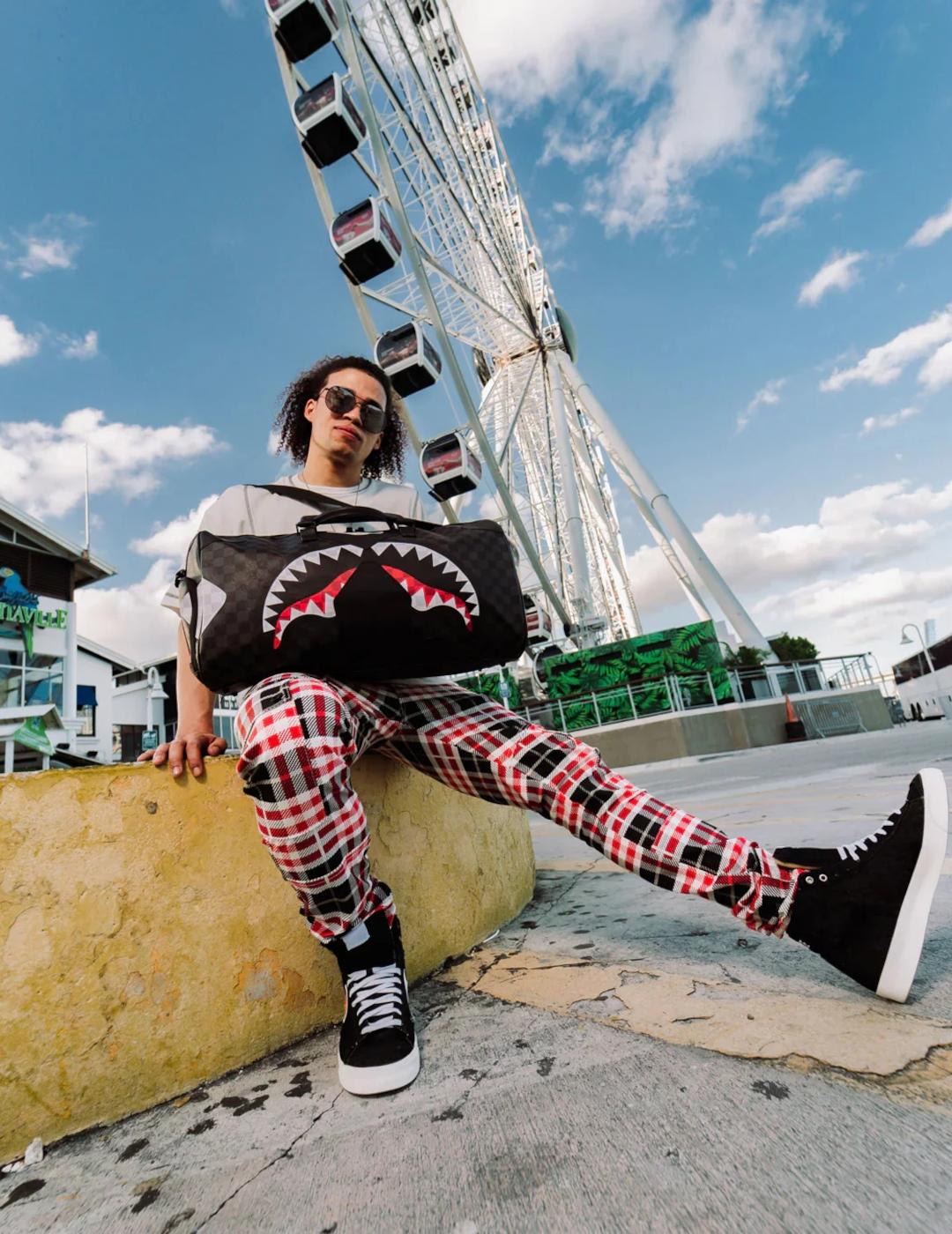 Bolsos SPRAYGROUND Negro Hombre.