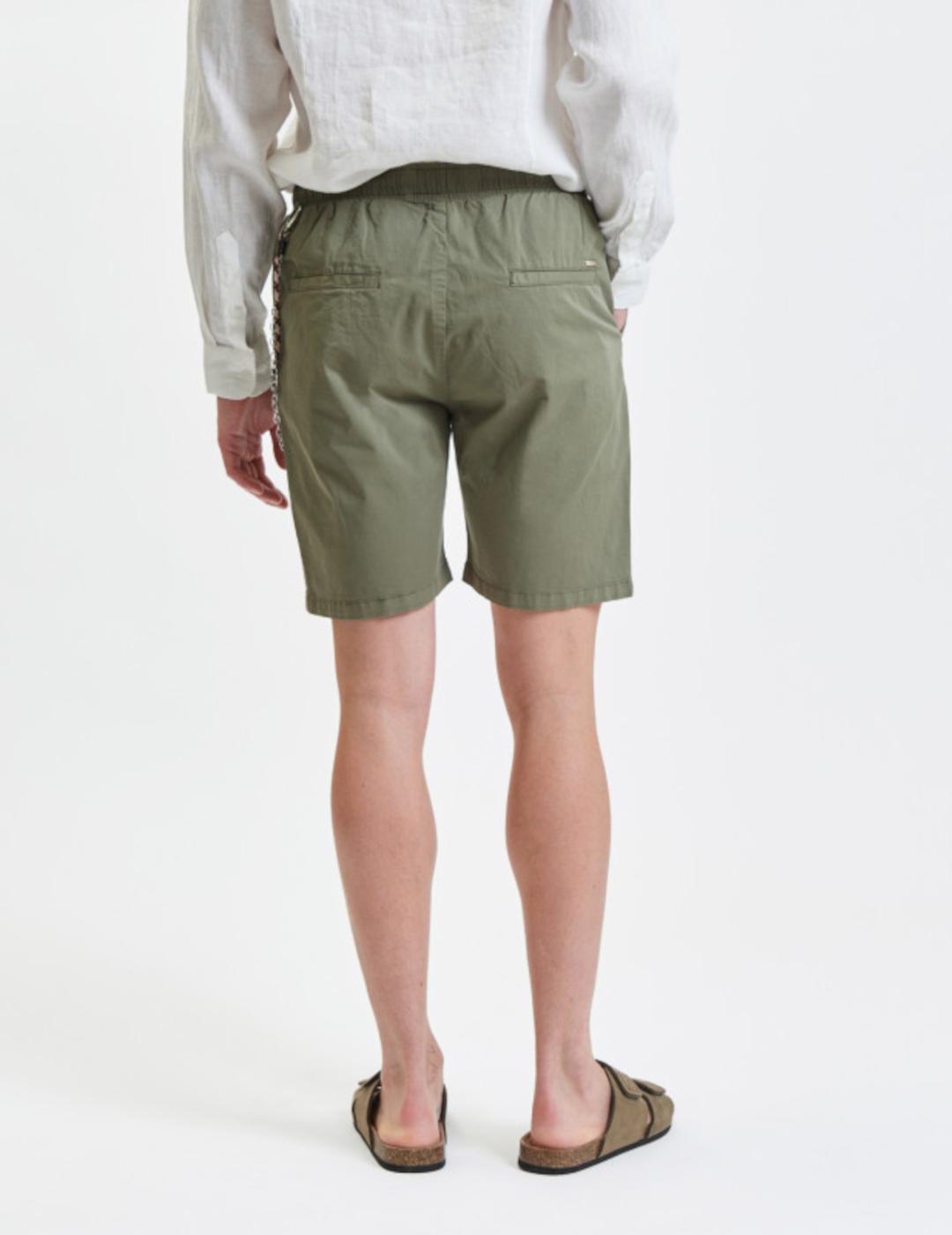 GIANNI BERMUDA SALVIA