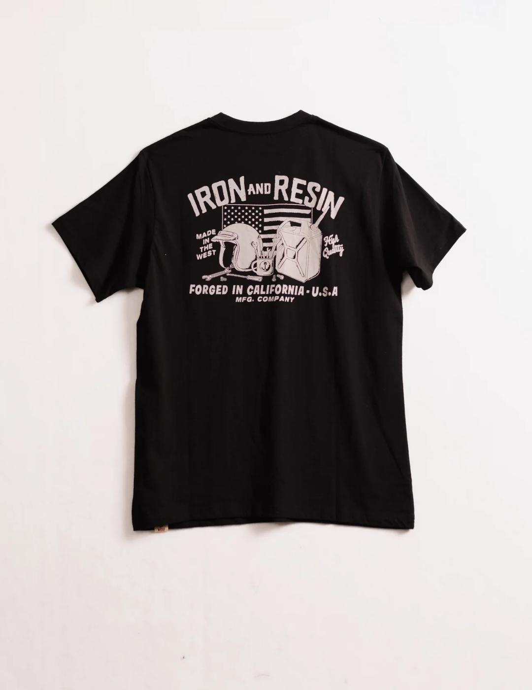 IRON RESIN CAMISETA SHOP BENCH NEGRA