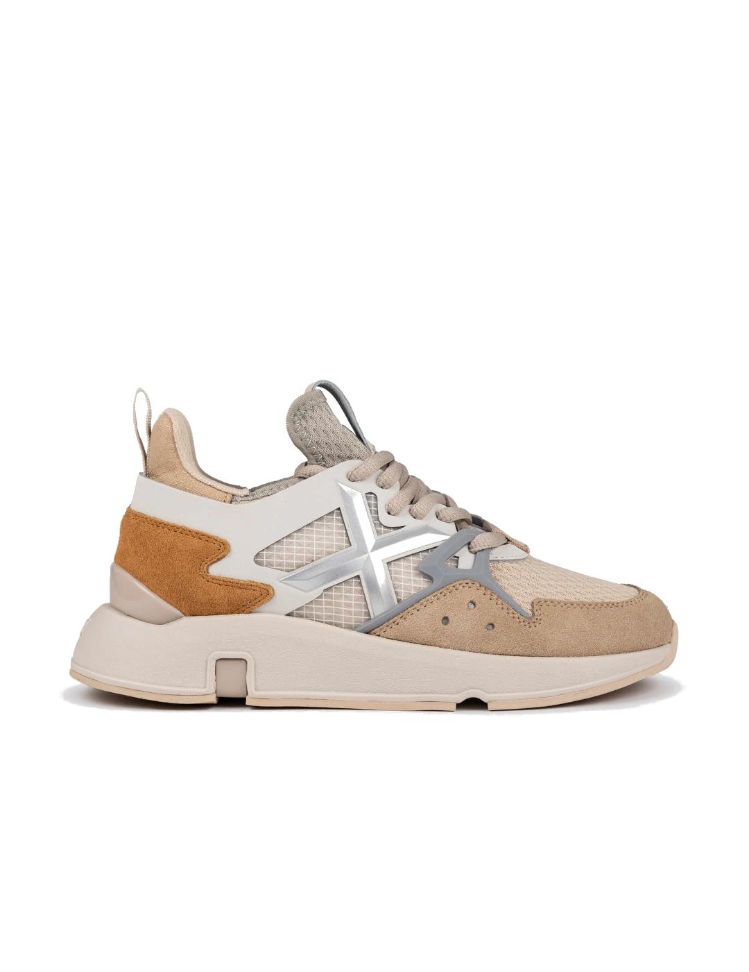 Zapatillas Munich beige para mujer.