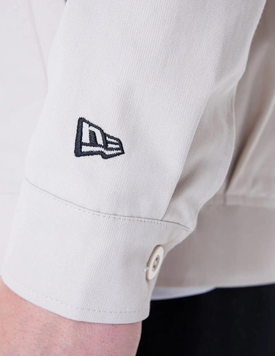 NEW ERA CHAQUETA CREMA COLLARED