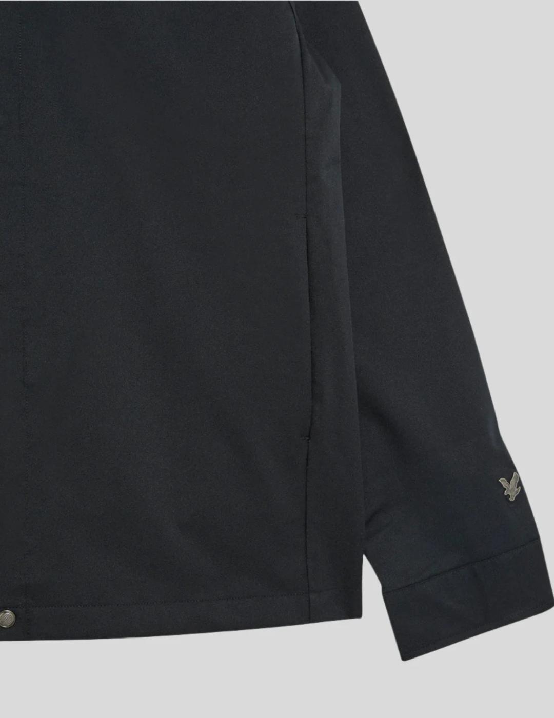 LYLE&SCOTT CHAQUETA NEGRA TECH TWILL OVERSIZE