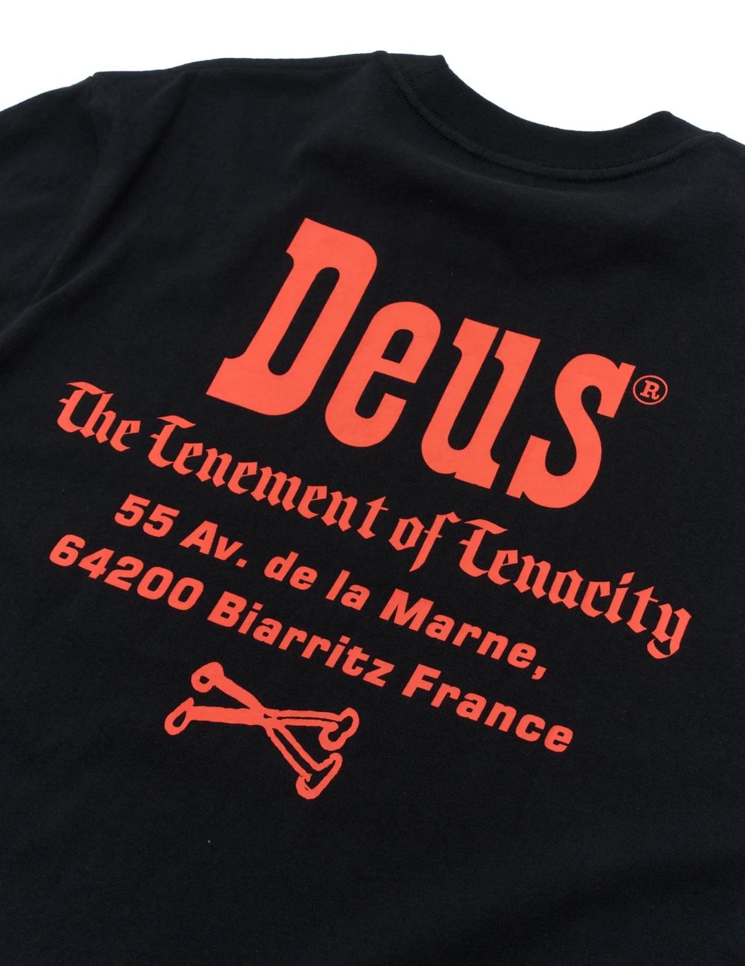 DEUS CAMISETA NEGRA SHOWDOWN