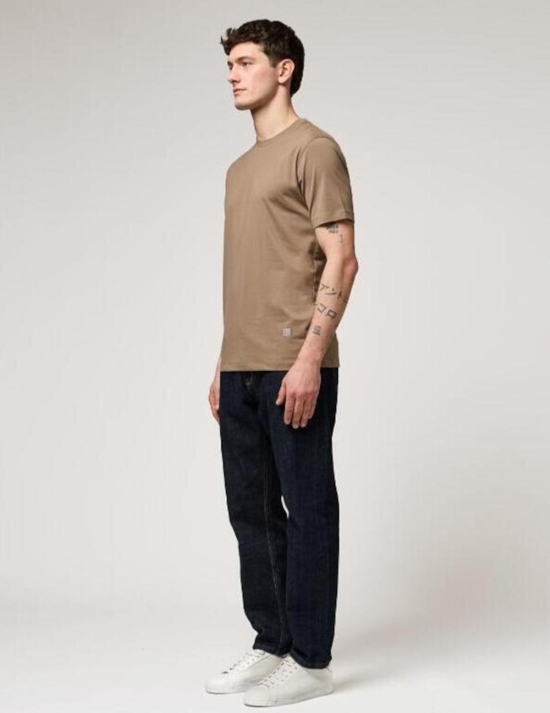 GIANNI LUPO CAMISETA CAMEL BÁSICA