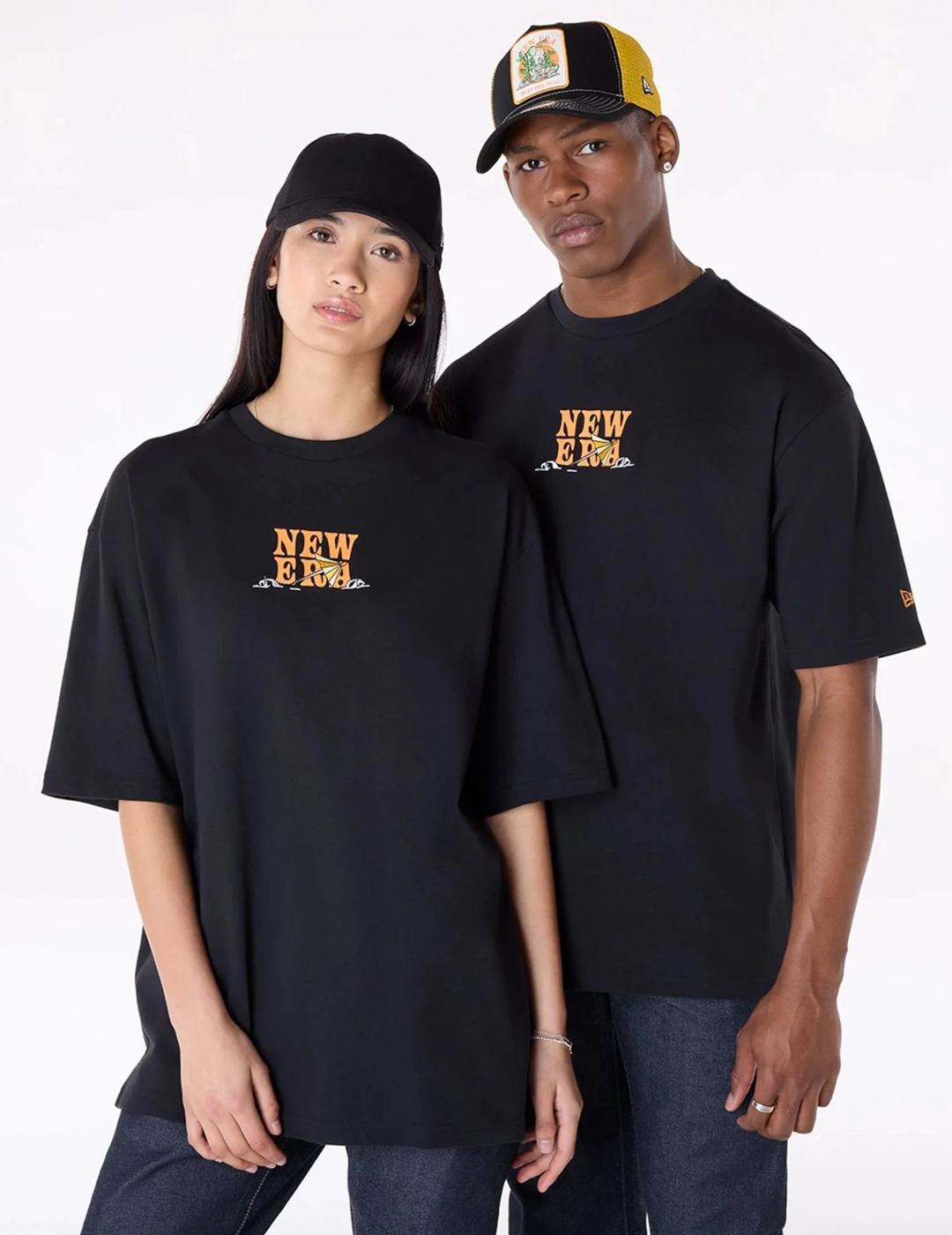 NEW ERA CAMISETA NEGRA DRINK OVERSIZE