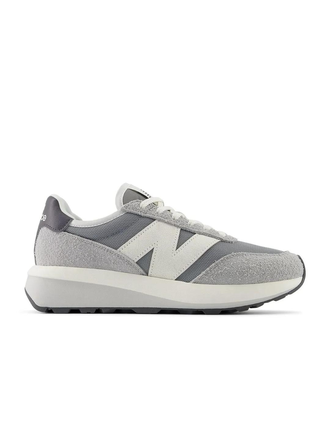 NEW BALANCE ZAPATILLA 370 GRIS