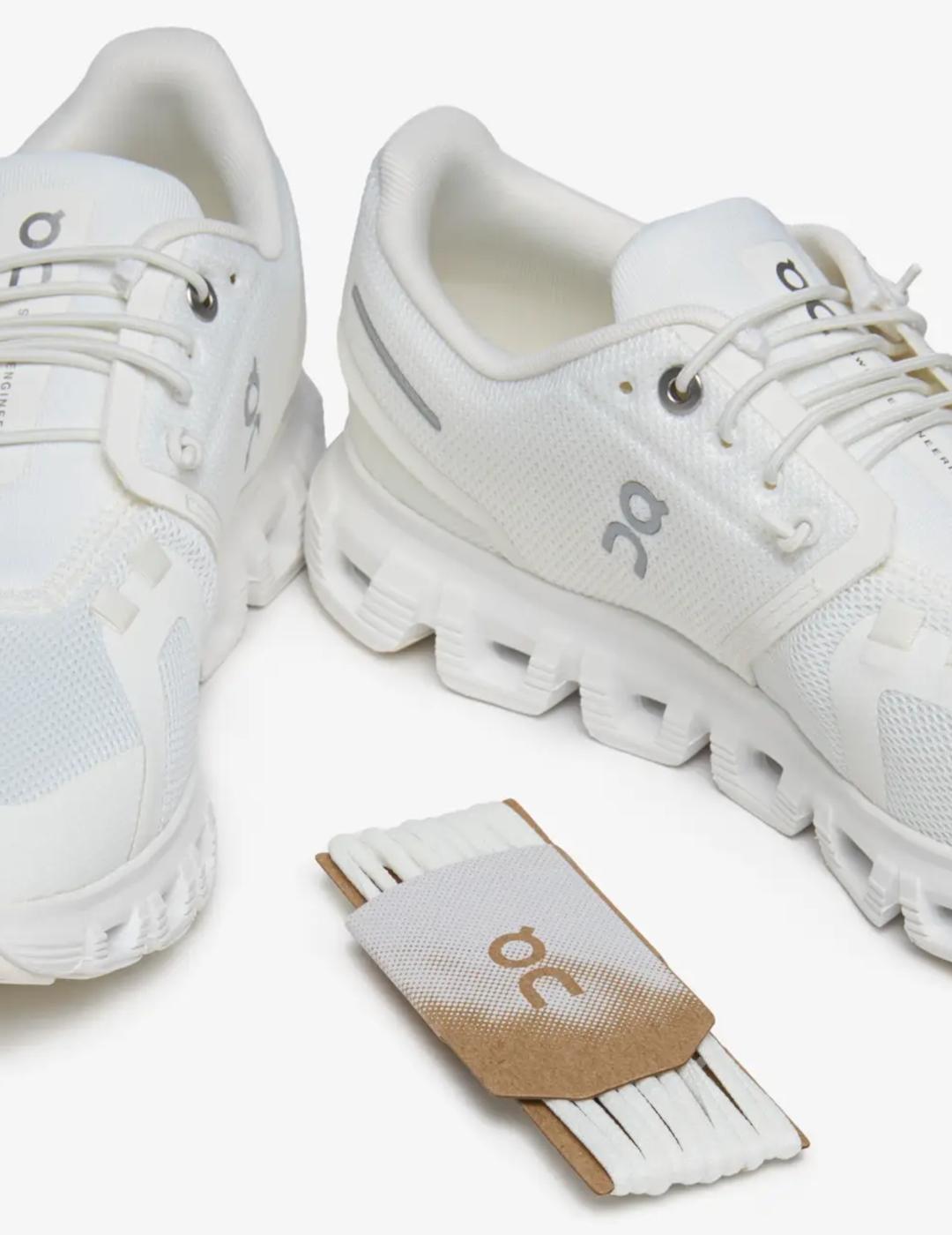 ON CLOUD 6 WHITE WHITE W