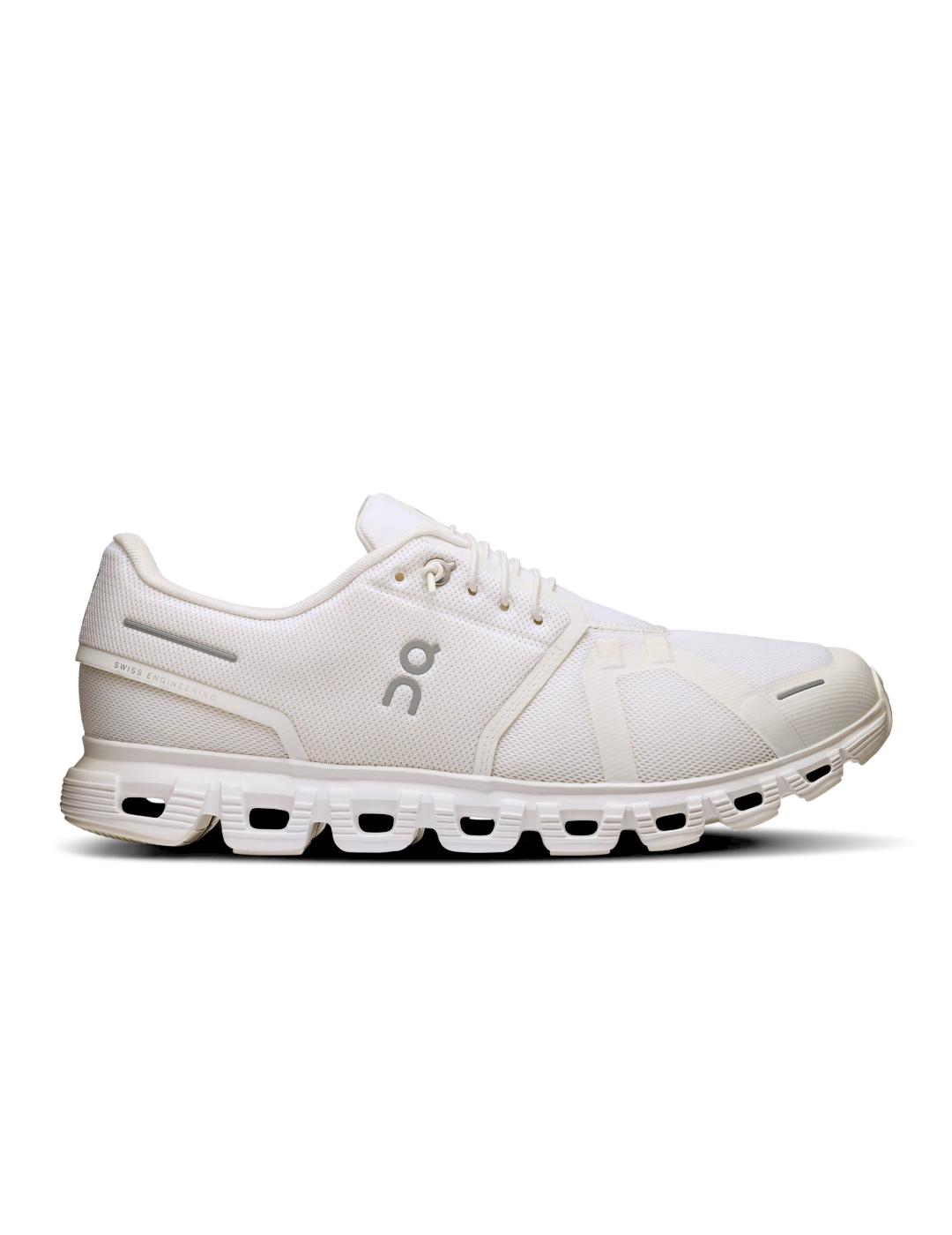 ON CLOUD 6 WHITE WHITE