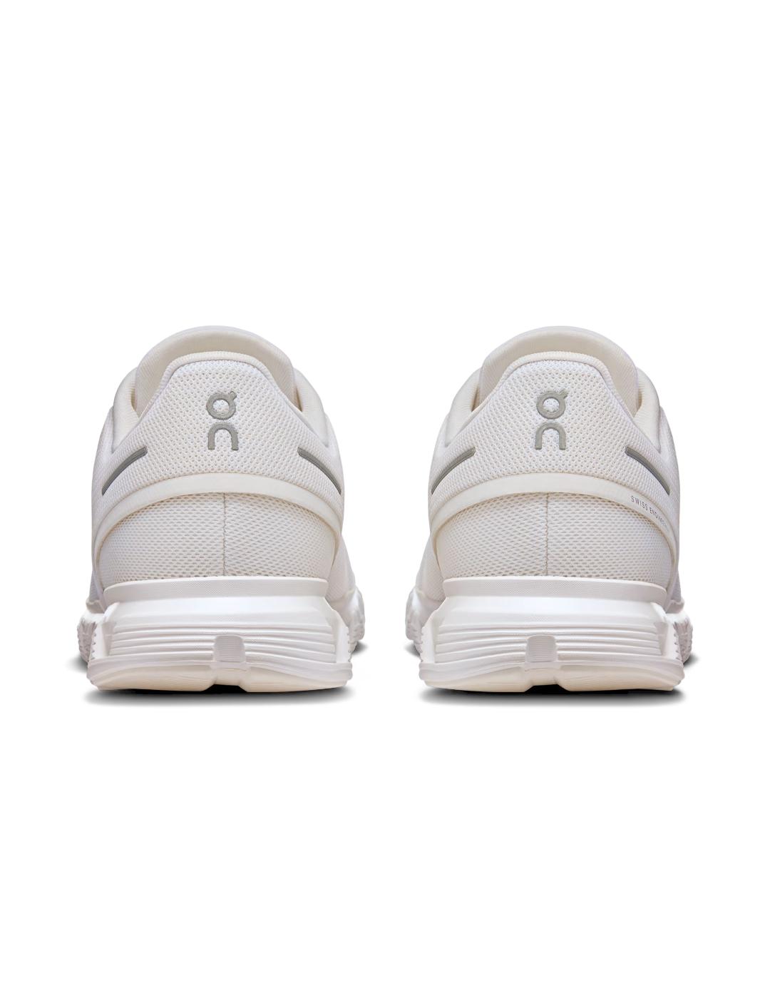 ON CLOUD 6 WHITE WHITE