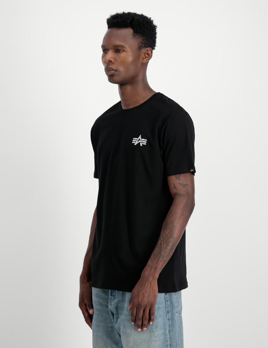ALPHA CAMISETA NEGRA SIGNATURE PRINT