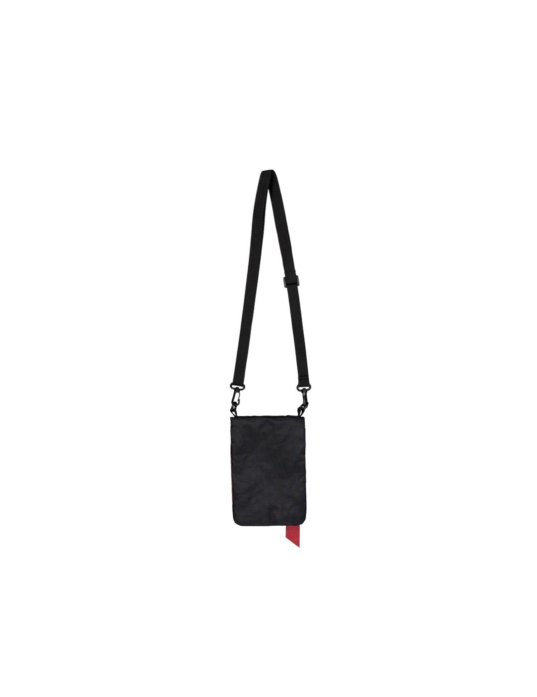ALPHA MINI BOLSO NEGRO TRAVEL SLING