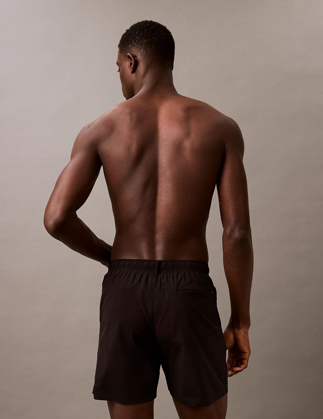 CALVIN BAÑADOR NEGRO