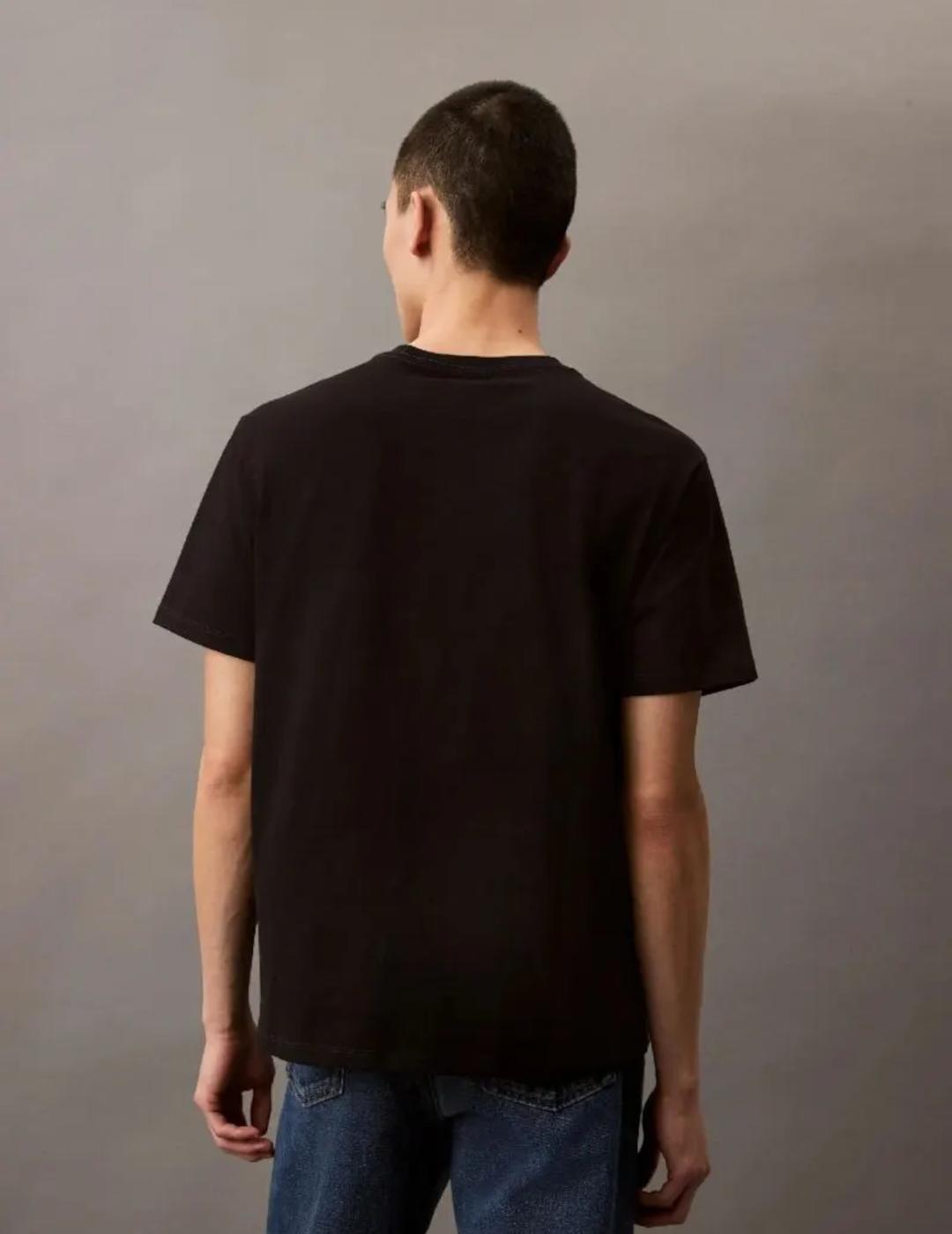 CALVIN KLEIN CAMISETA NEGRA HERO