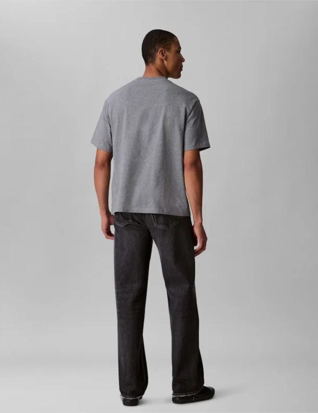 CALVIN CAMISETA GRIS RELAXED FIT