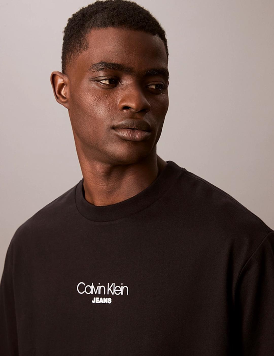 CALVIN CAMISETA NEGRA RELAXED FIT