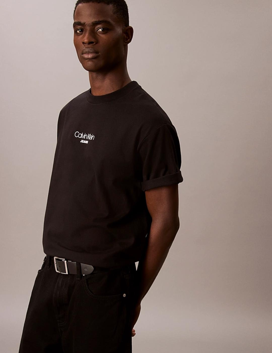 CALVIN CAMISETA NEGRA RELAXED FIT