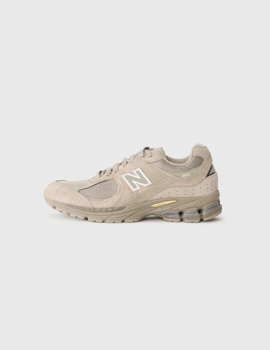 NEW BALANCE 2002 ARID STONE PERMAFROST