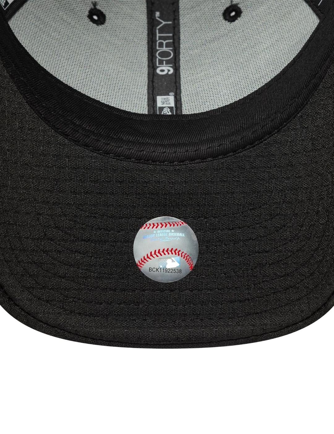 NEW ERA GORRA NEGRA FLAWLESS TECH MESH