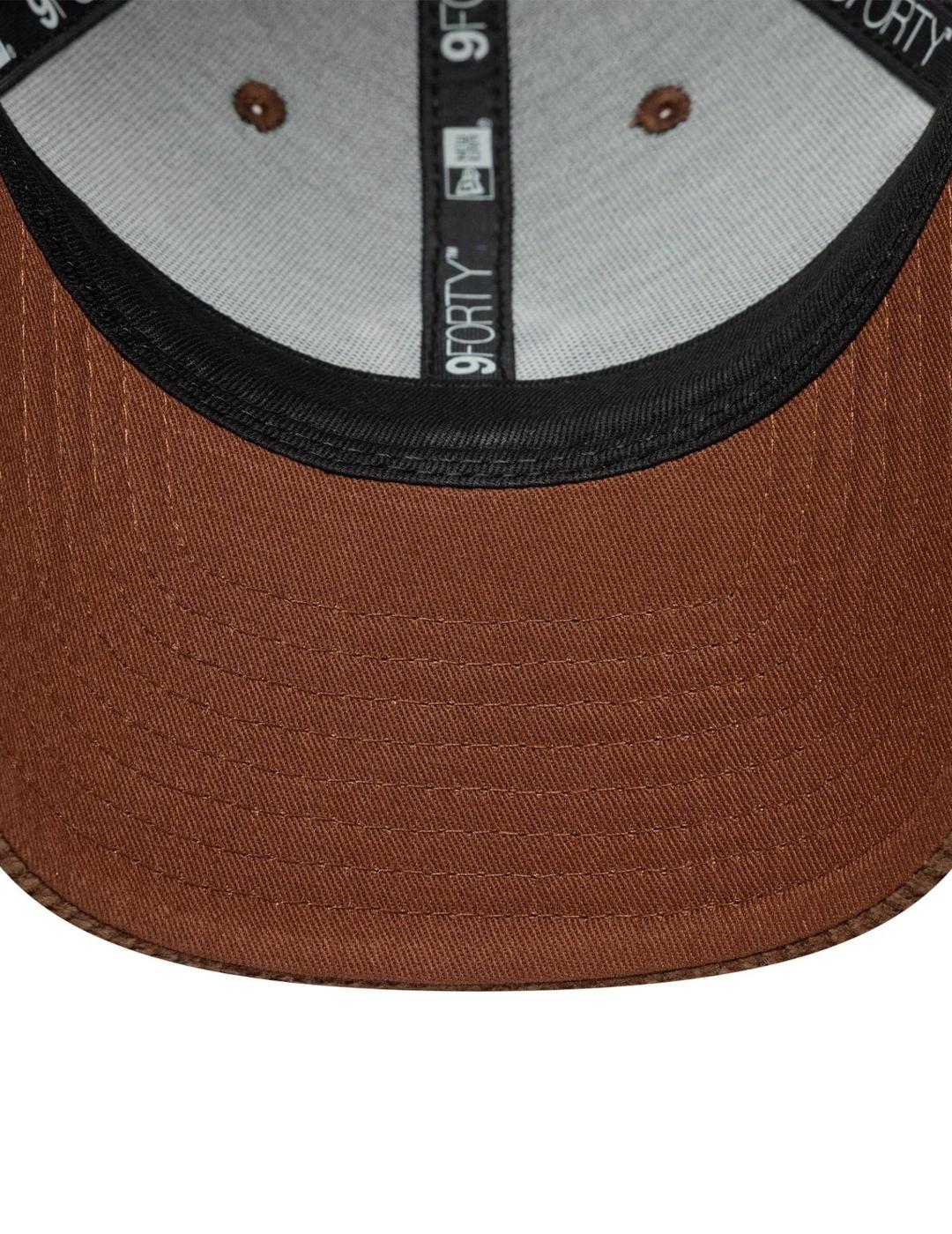 NEW ERA GORRA MARRON PANA