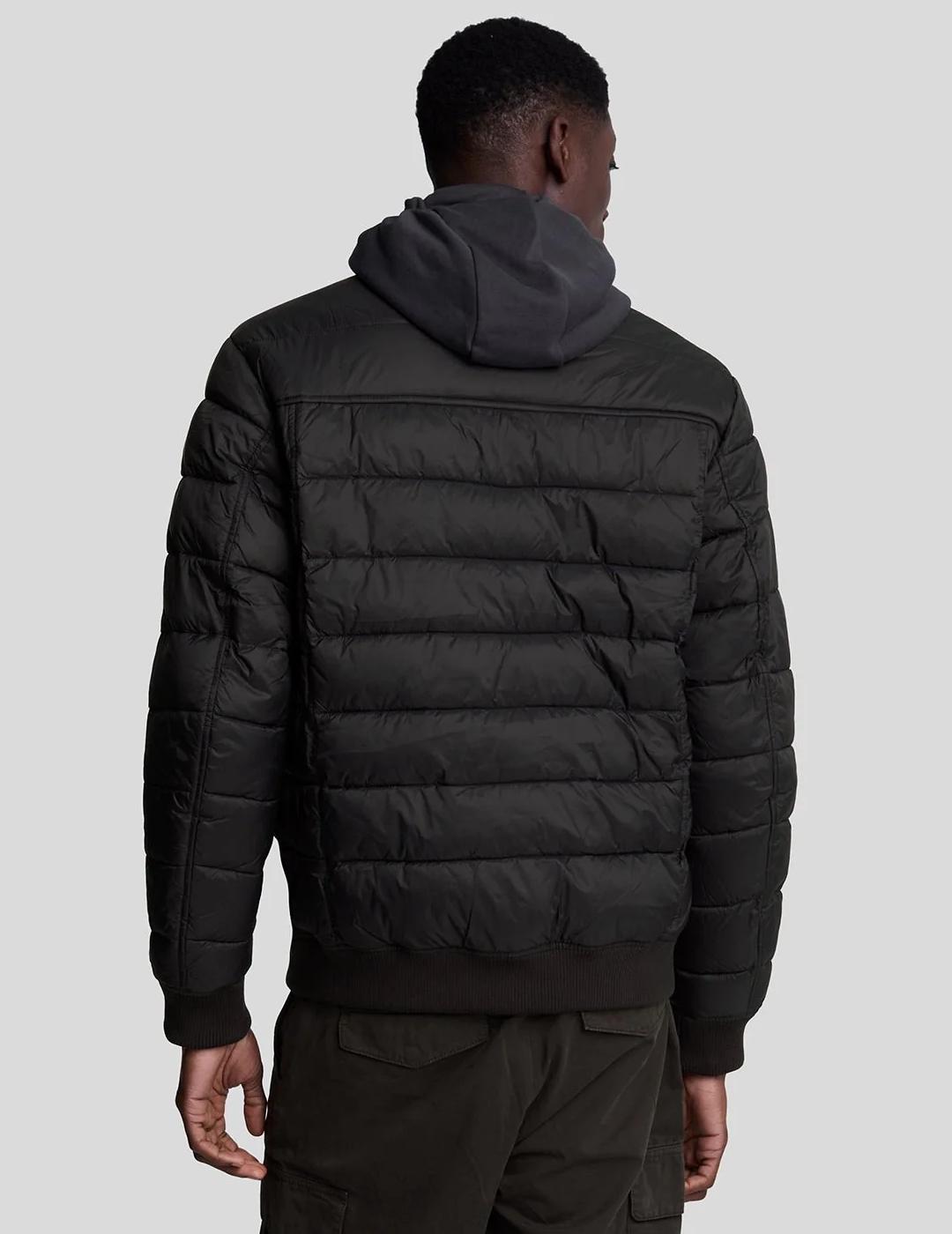 LYLE&SCOTT CAZADORA NEGRO PLUMAS