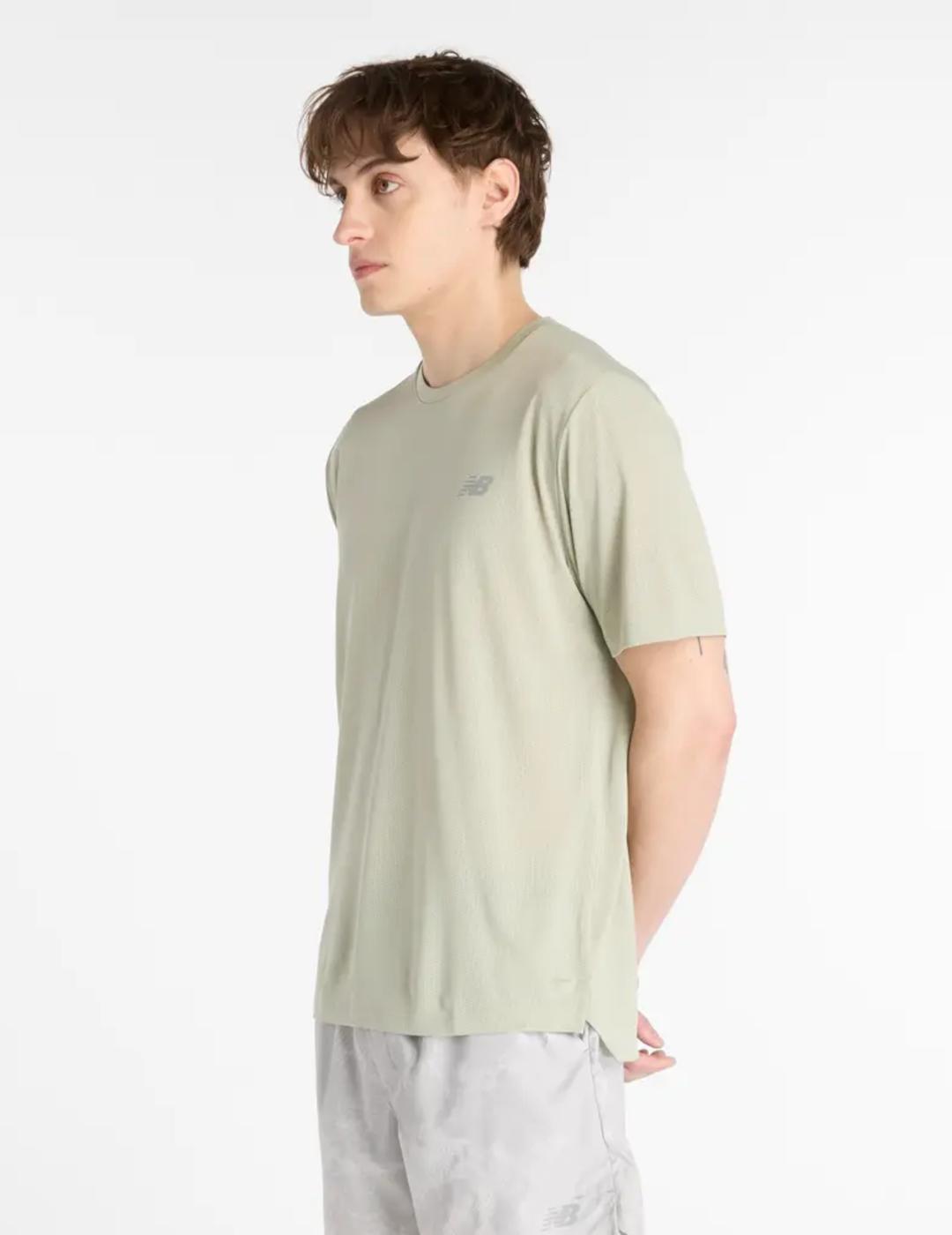 NEW BALANCE CAMISETA TECNICA VERDE CLARO