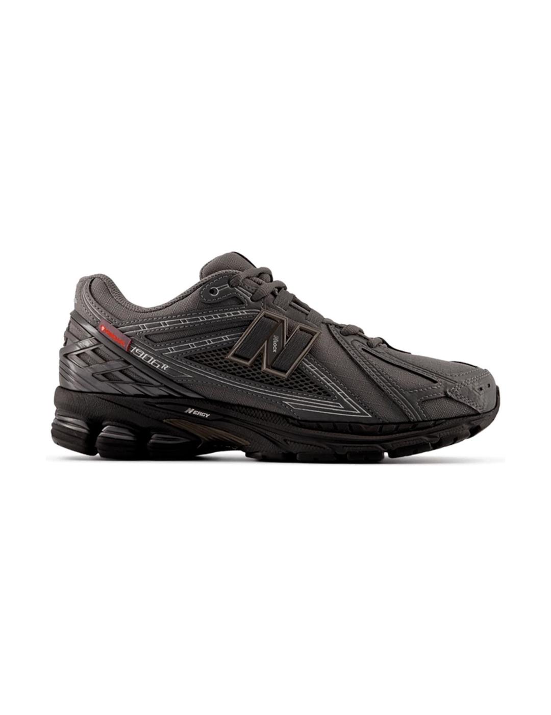 NEW BALANCE 1906 BLACK SILVER METALLIC