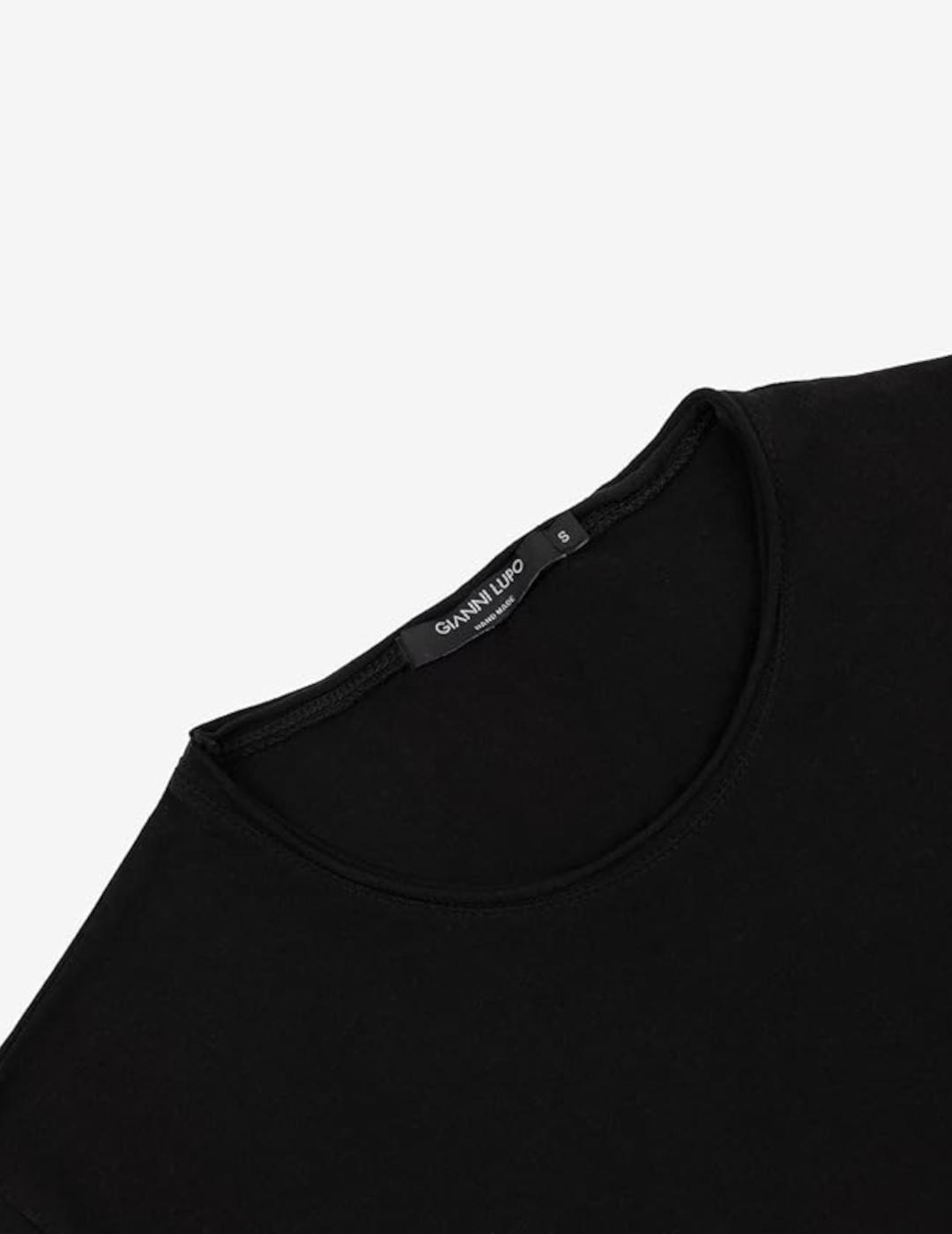 GIANNI CAMISETA NEGRA BASICA CUELLO ANCHO