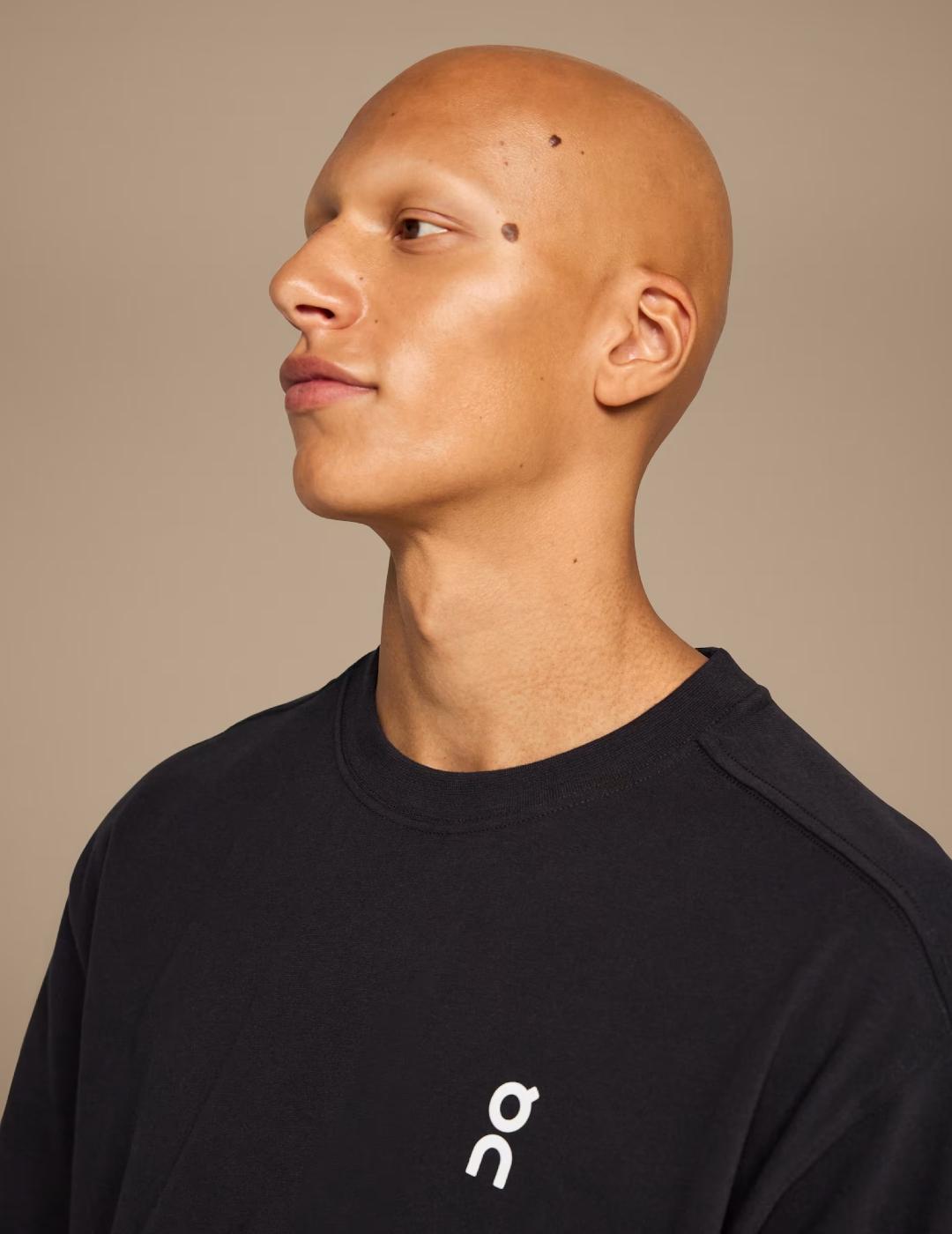 ON CAMISETA NEGRA CLUB T