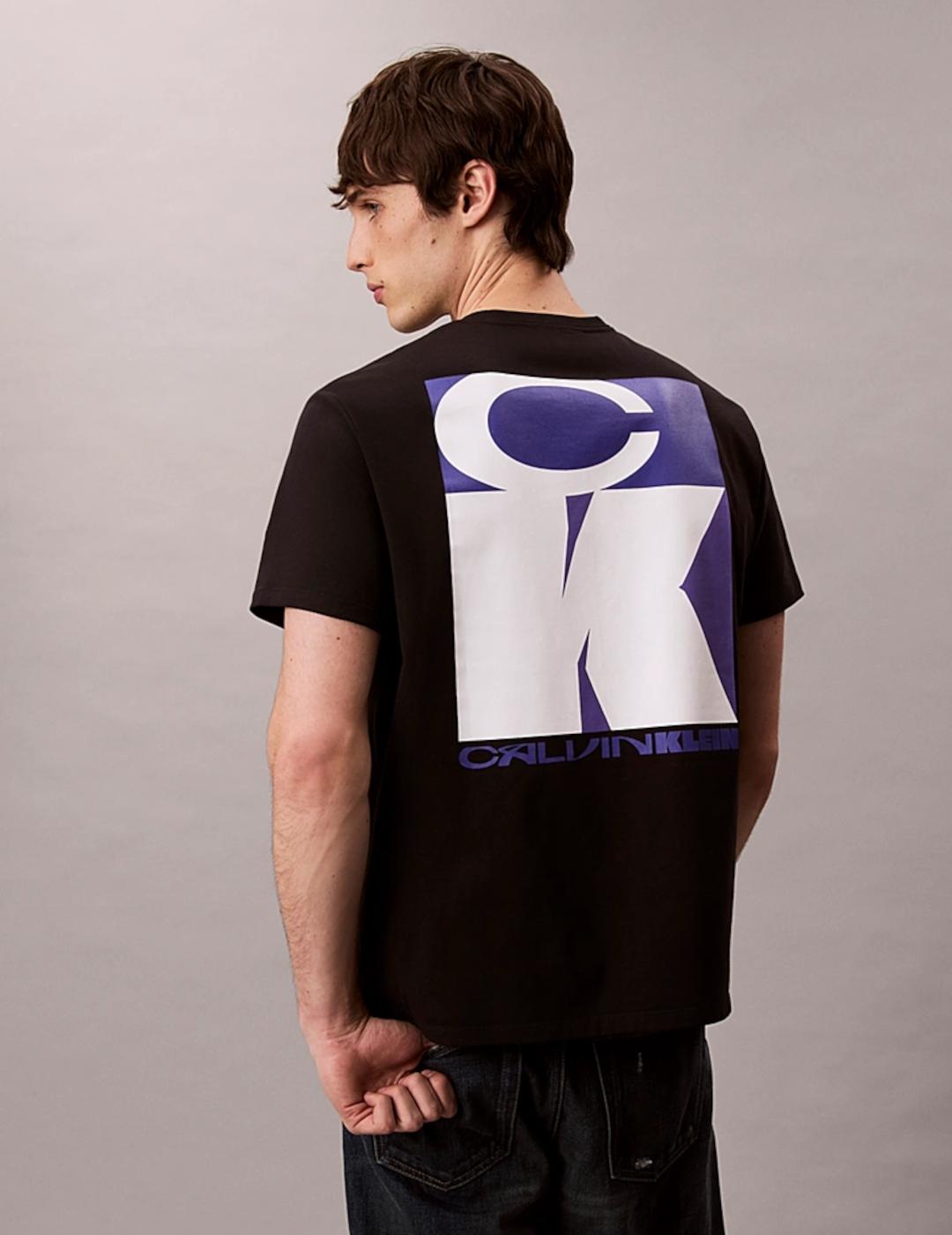 CALVIN KLEIN CAMISETA NEGRA STACK