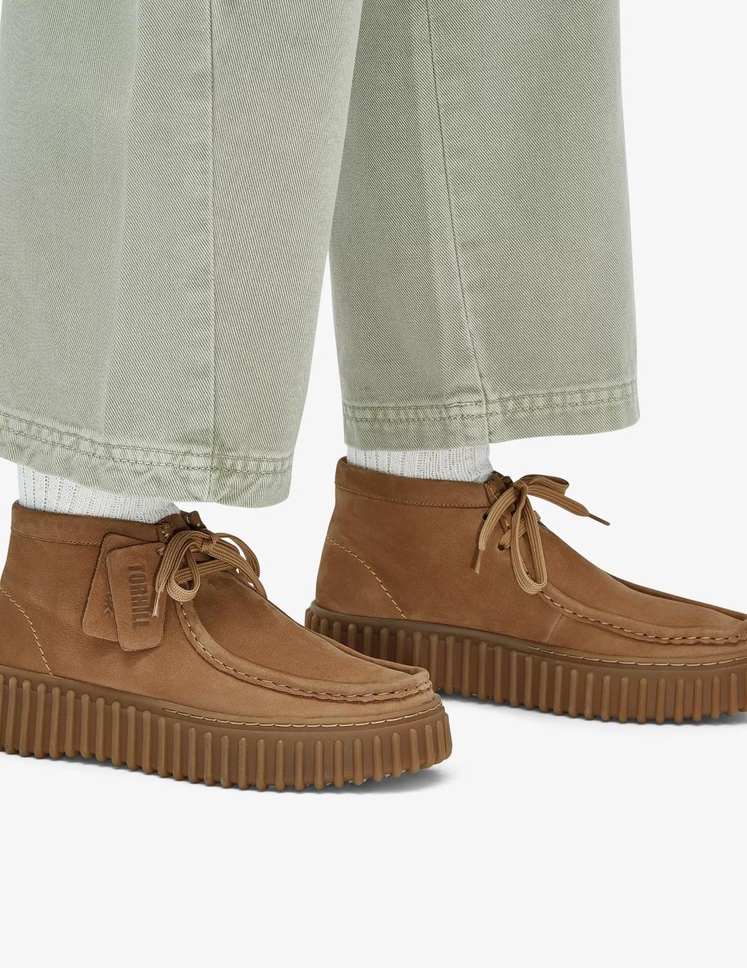 CLARKS BOTA BEIGE TORHILL MOSS NUBUCK